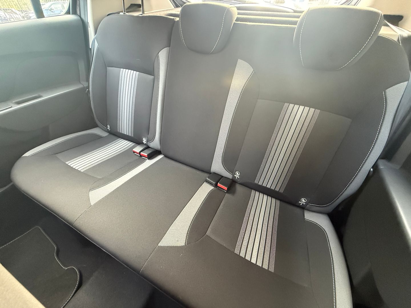 DACIA SANDERO - Photo 17