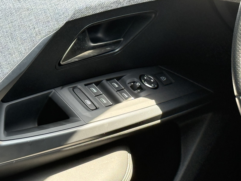PEUGEOT 3008 - Photo 10