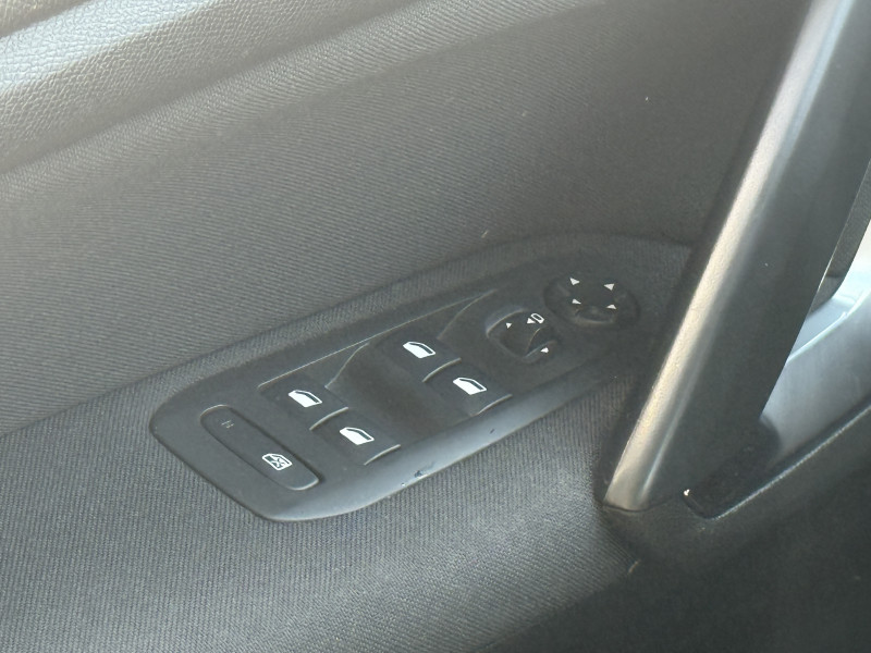 PEUGEOT 308 - Photo 11