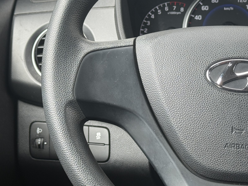 HYUNDAI I10 - Photo 6