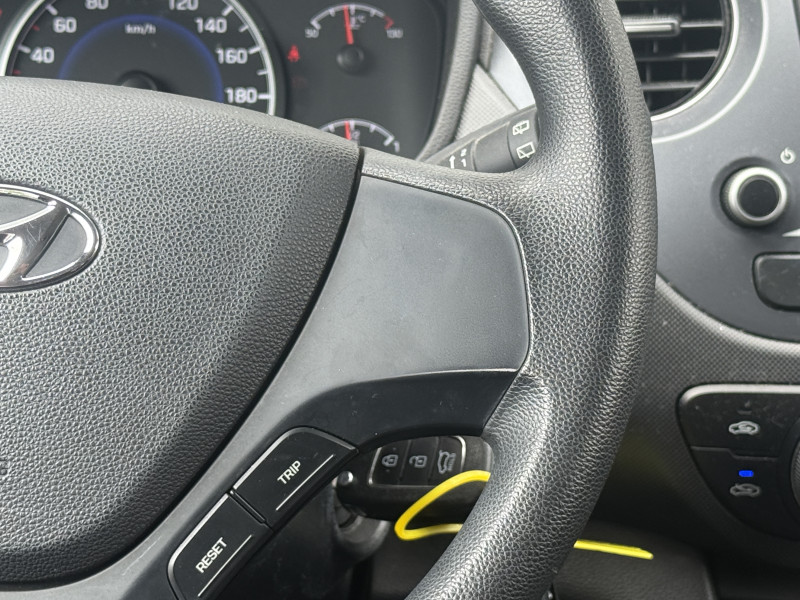 HYUNDAI I10 - Photo 7