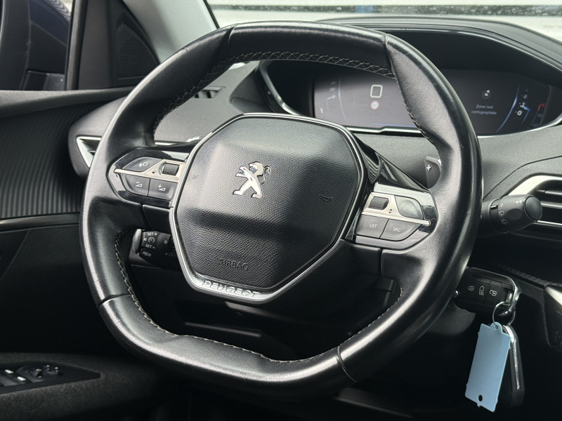 PEUGEOT 5008 - Photo 12