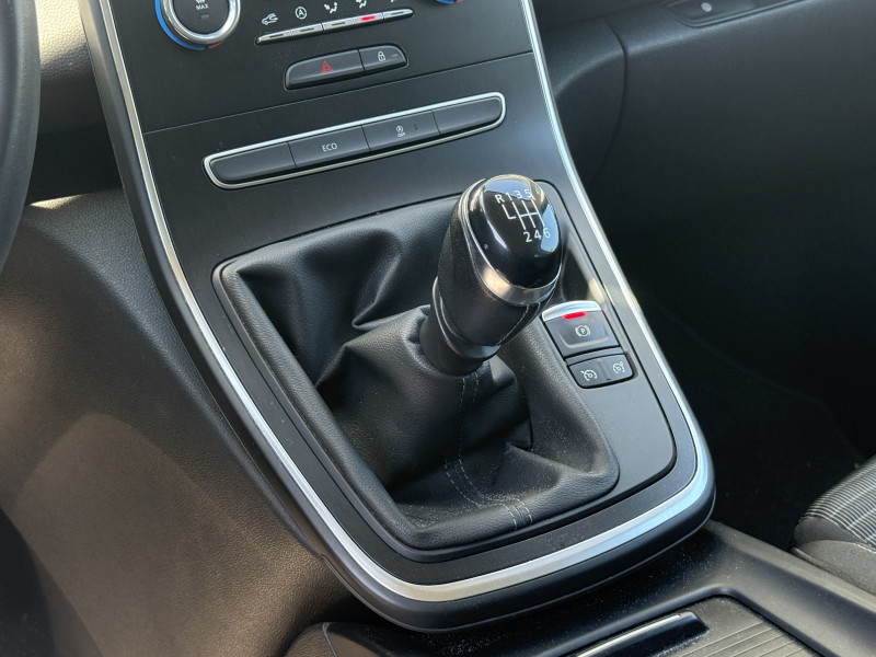 RENAULT GRAND SCENIC IV - Photo 12