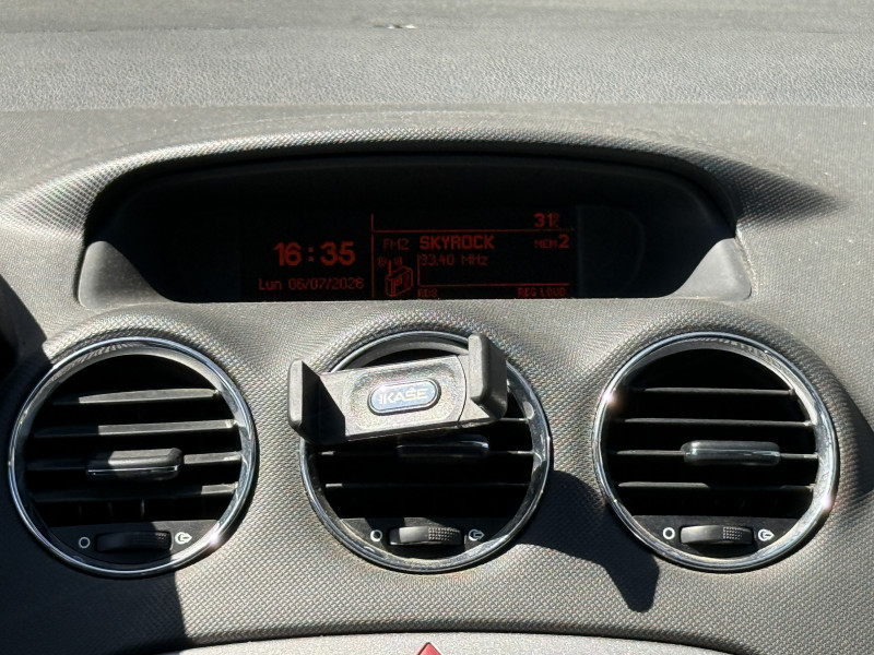 PEUGEOT 308 - Photo 11