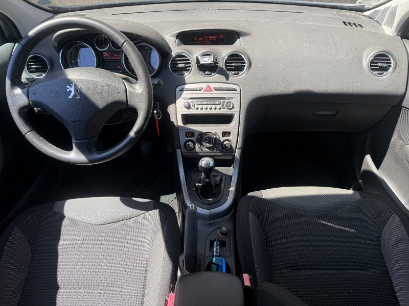 PEUGEOT 308 - Photo 6