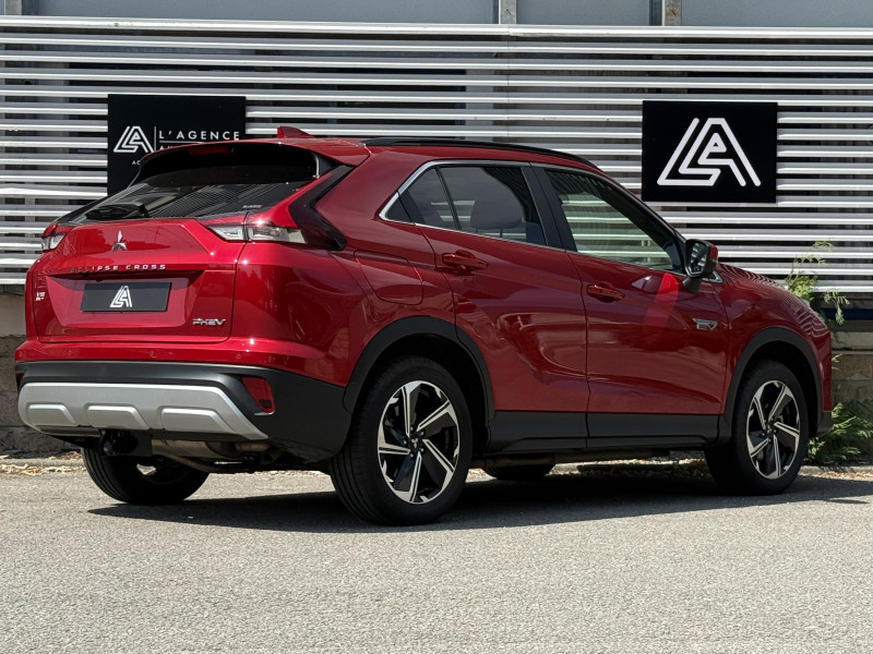 MITSUBISHI ECLIPSE CROSS - Photo 4