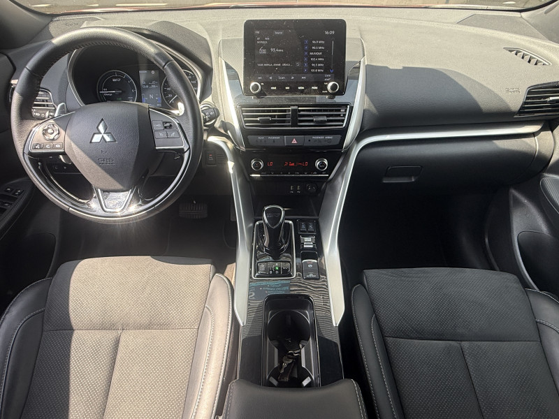 MITSUBISHI ECLIPSE CROSS - Photo 8