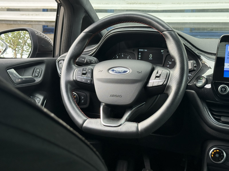 FORD FIESTA - Photo 9