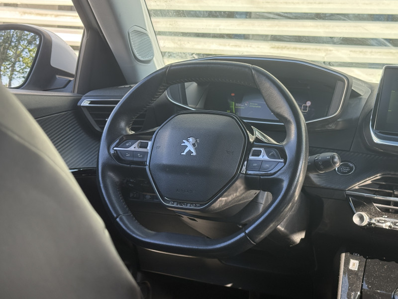 PEUGEOT 2008 - Photo 7