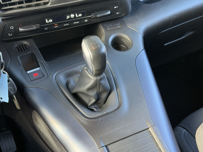 PEUGEOT RIFTER - Photo 11