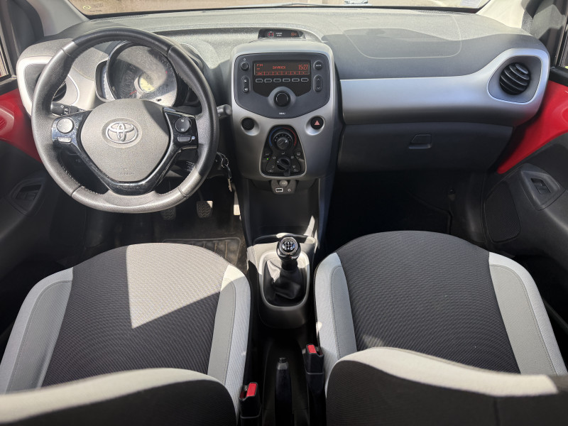TOYOTA AYGO - Photo 7