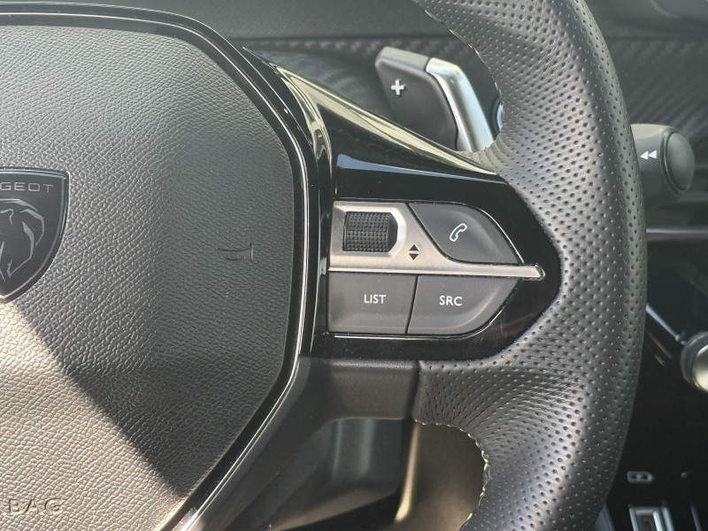 PEUGEOT 208 - Photo 11